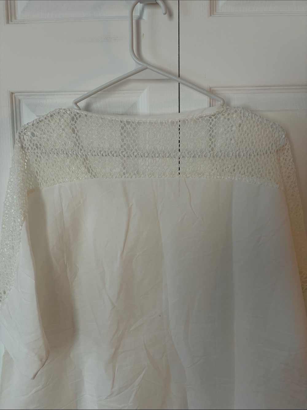 Women's White Embroidered Crochet Yoke Top - Picture 4 of 6
